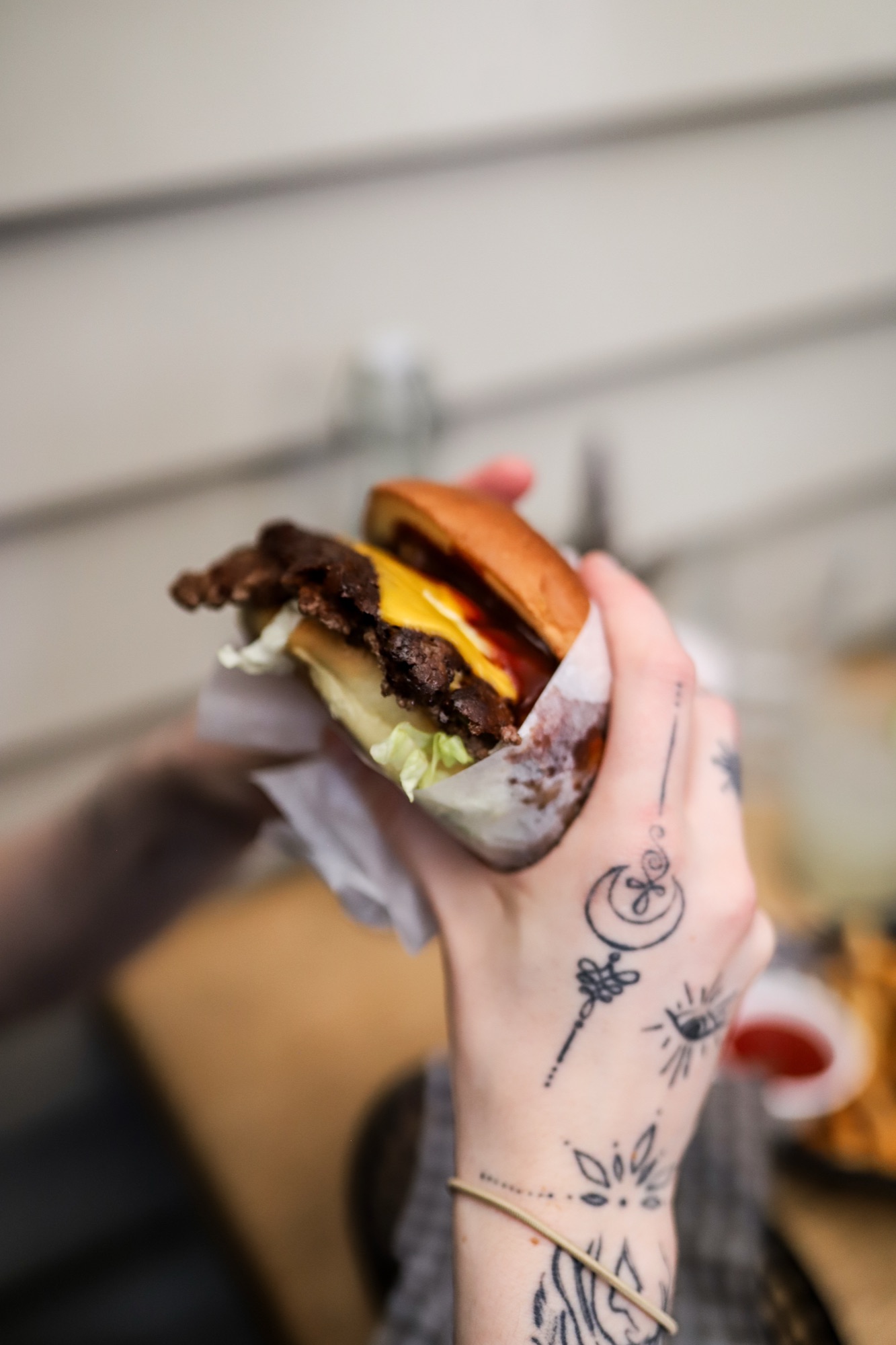 Hanks burger held up